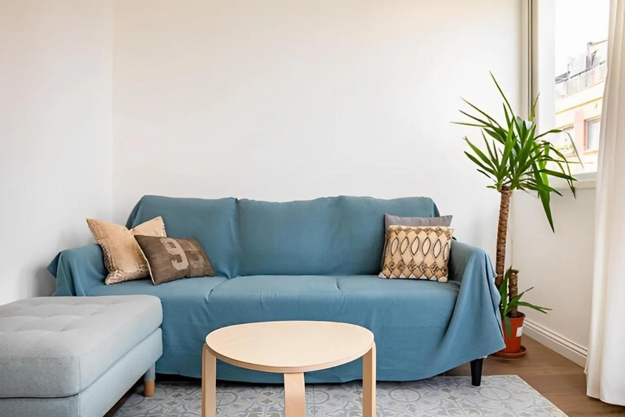 Terrace Apartment Sant Adrià de Besòs